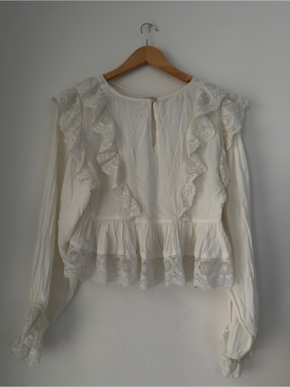 Free People Take It Easy Crochet White  Blouse Billow Sleeve Women’s Size S - Picture 7 of 9